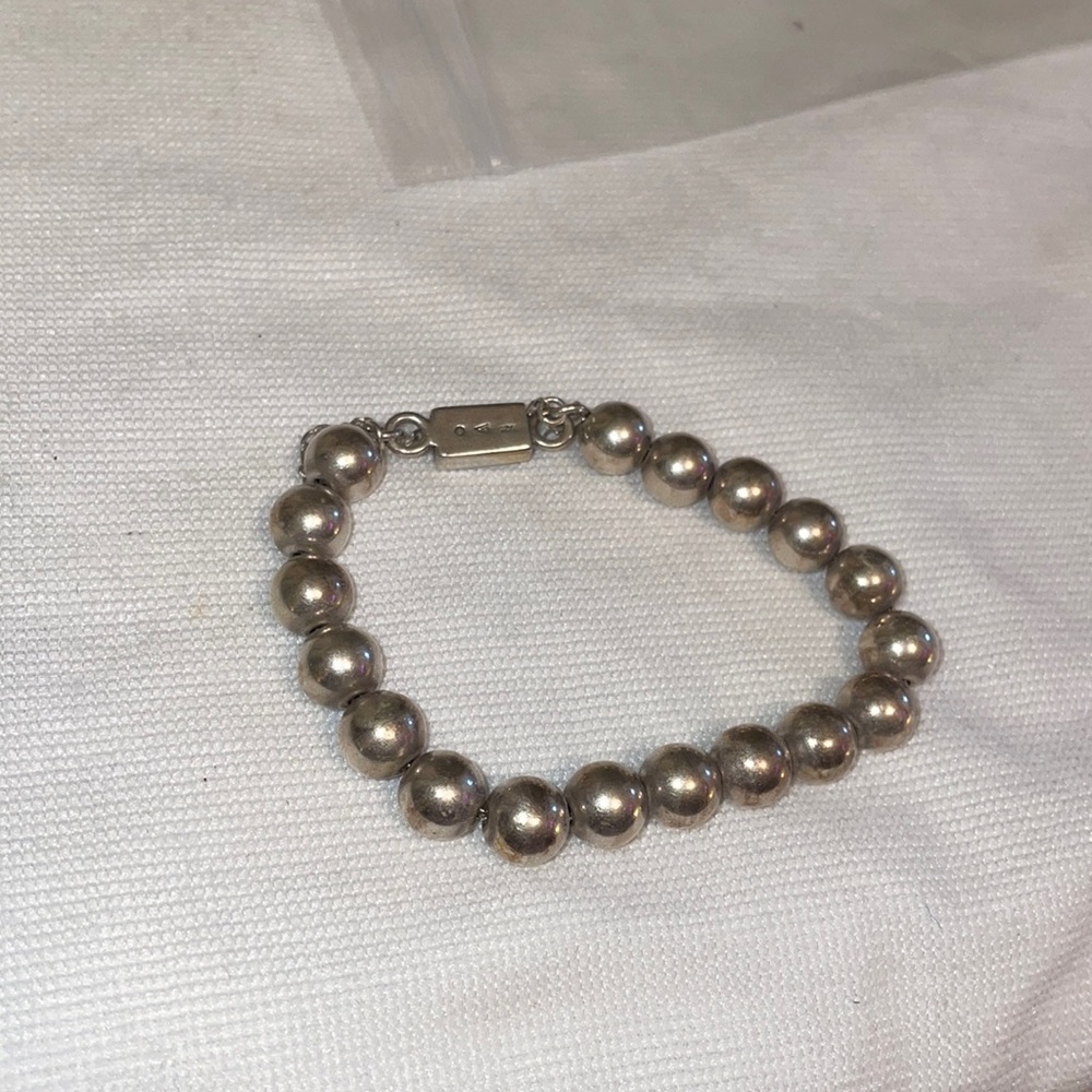 185   Silpada large sterling silver ball bracelet with box clasp 7 3/4 in